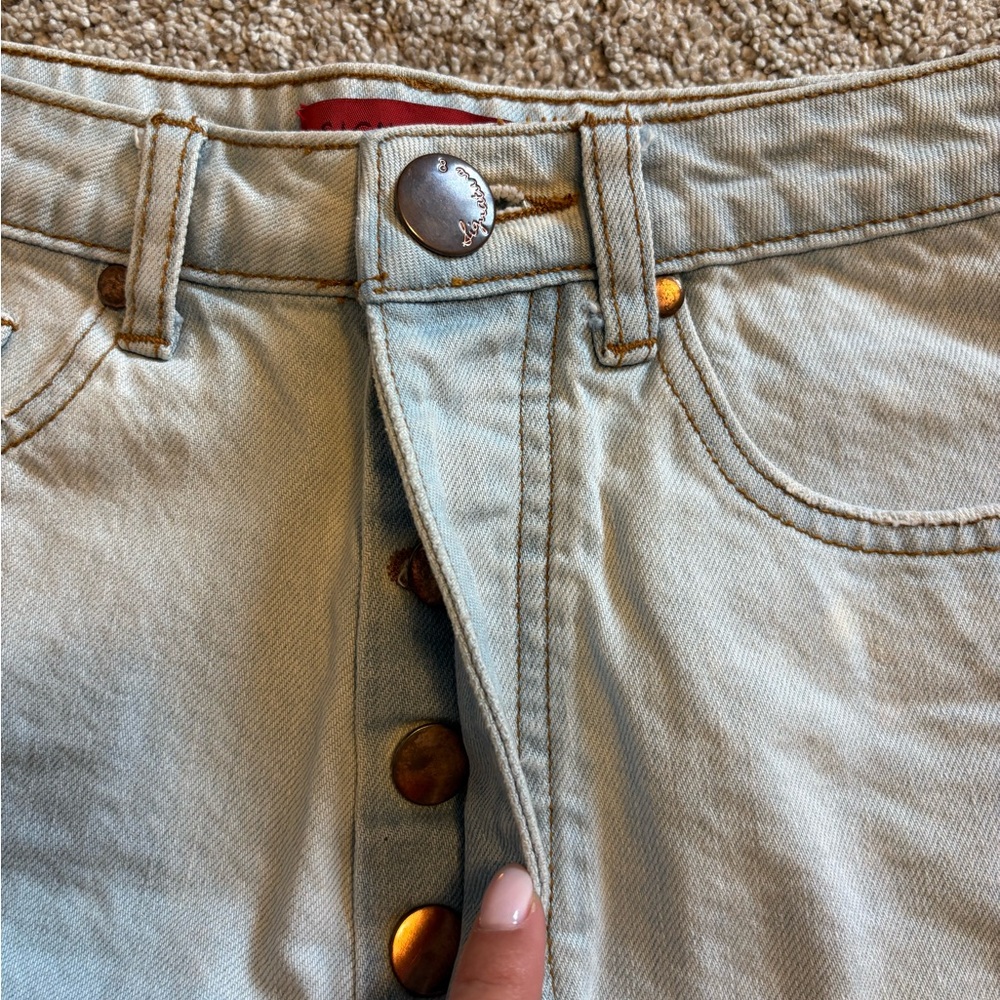 Signature 8 Frayed Denim Women Shorts - Picture 3 of 4